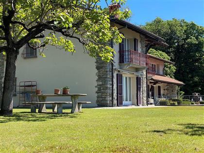Элитная недвижимость в регионе Озеро Маджоре (Lago Maggiore), Италия за 2 200 000 евро