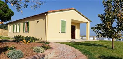 Дом в регионе Сан-Ремо (Sanremo), Италия за  700 000 евро