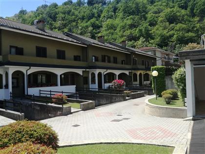 Дом в регионе Озеро Маджоре (Lago Maggiore), Италия за  245 000 евро