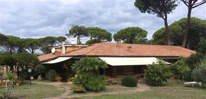 Дом в регионе Кастильоне-делла-Пеская (Castiglione della Pescaia), Италия за  950 000 евро