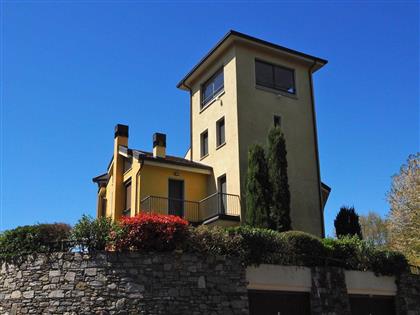 Двухэтажные апартаменты с панорамной башней и садом, в элегантной резиденции "Villa Ada Troubezkoy".